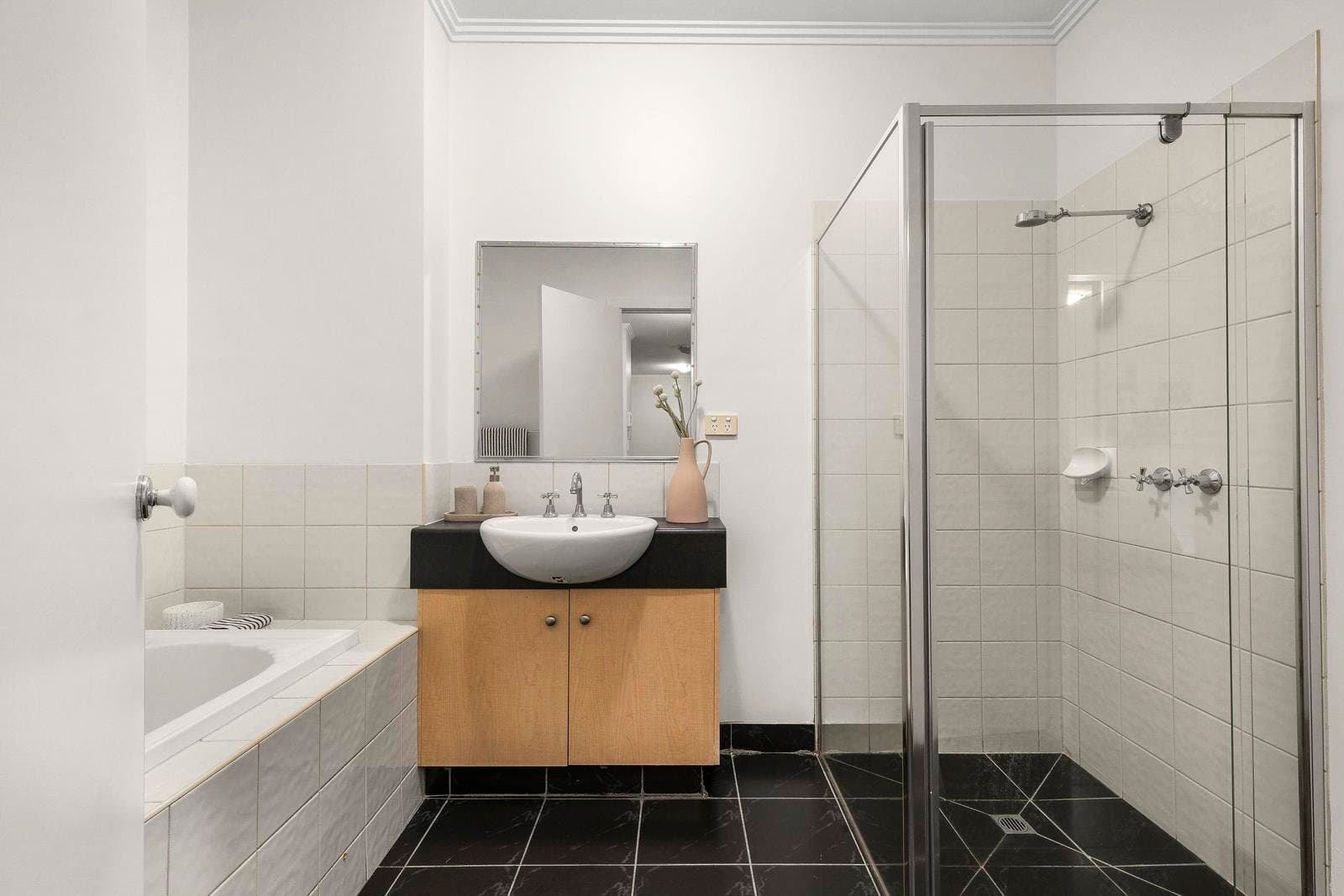 28/2 Newmarket Way, Flemington VIC 3031, Flemington - Thumbnail 6
