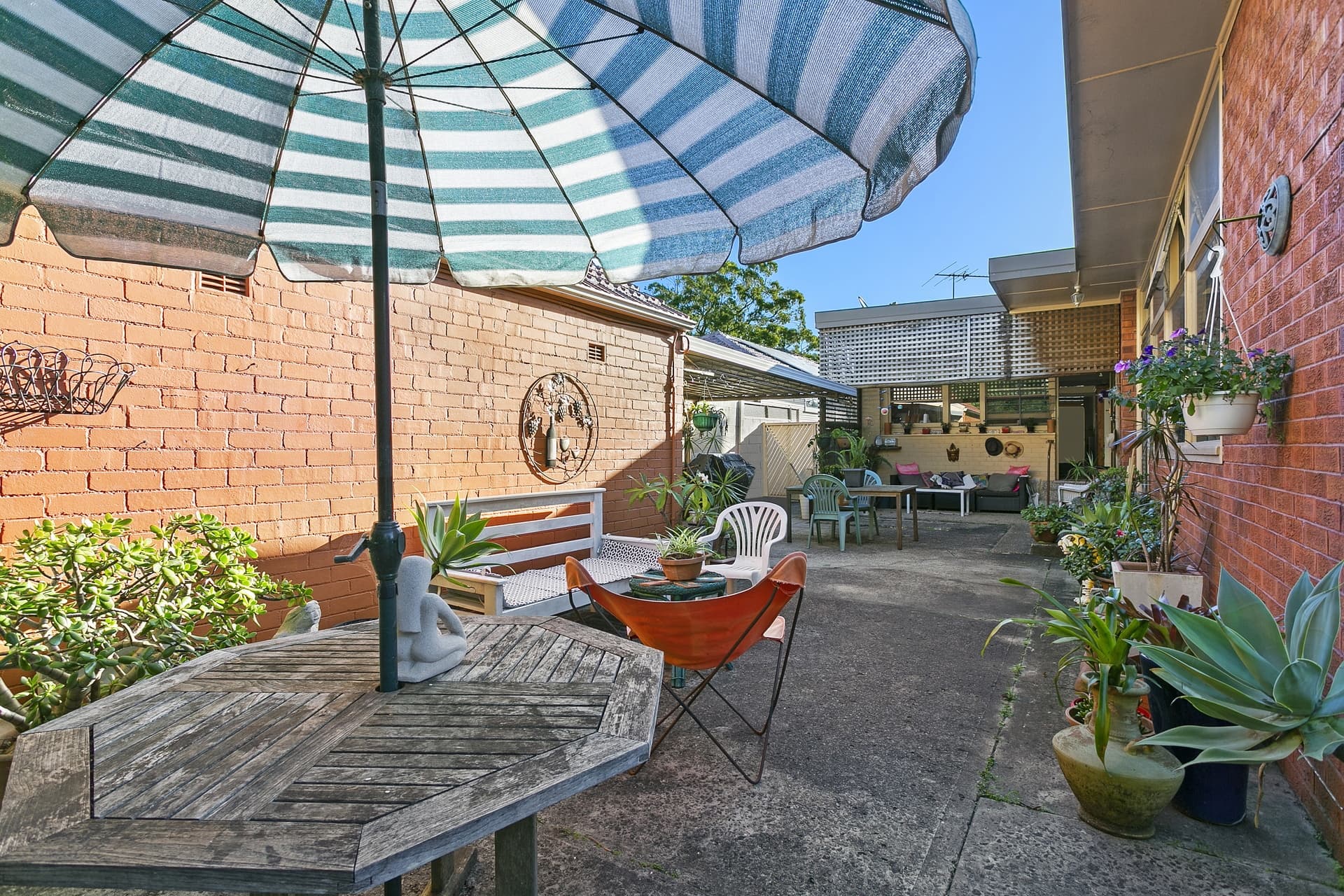36 Vernon Avenue, Eastlakes - Thumbnail 2