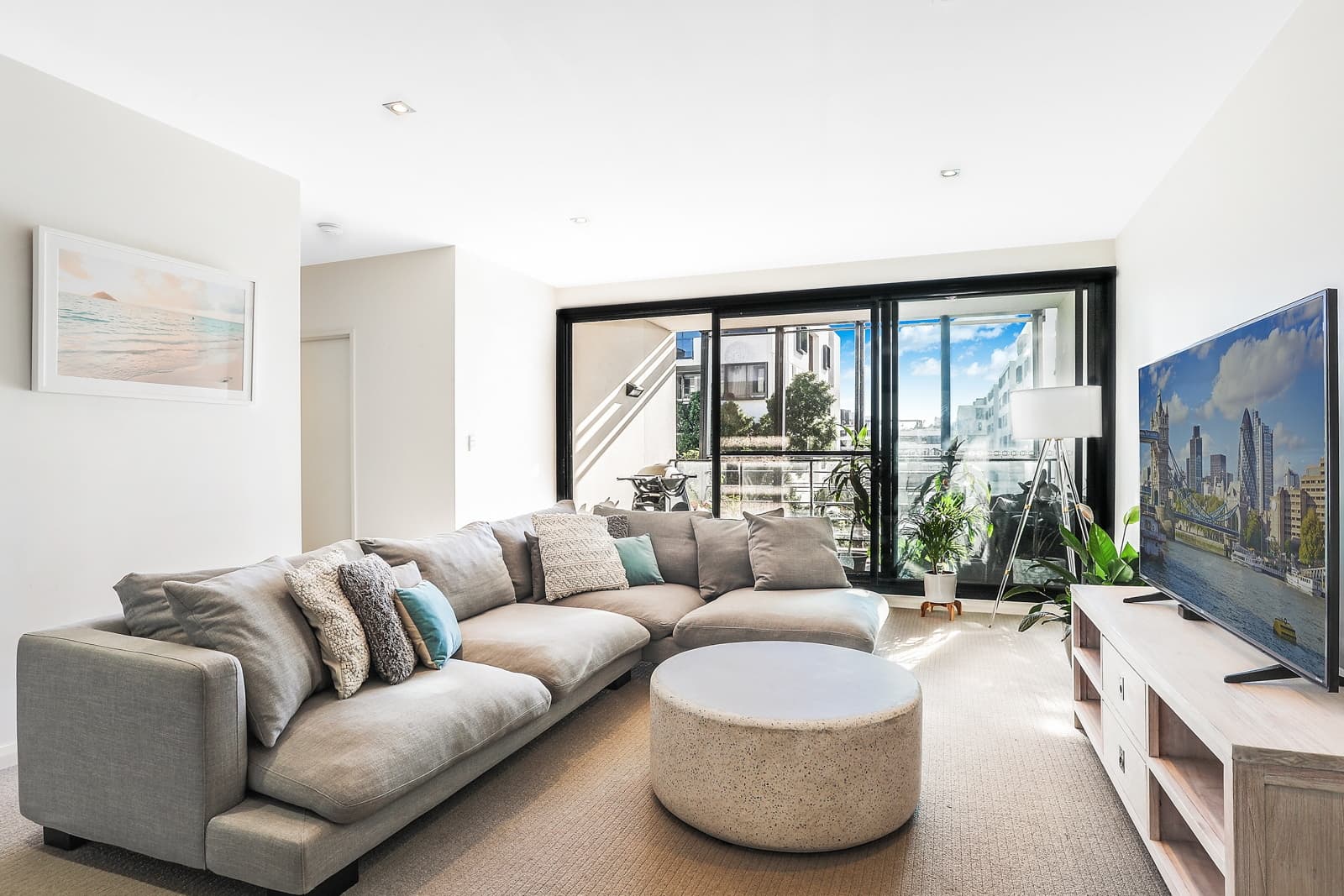 35/2 Crewe Place, Rosebery - Image 1