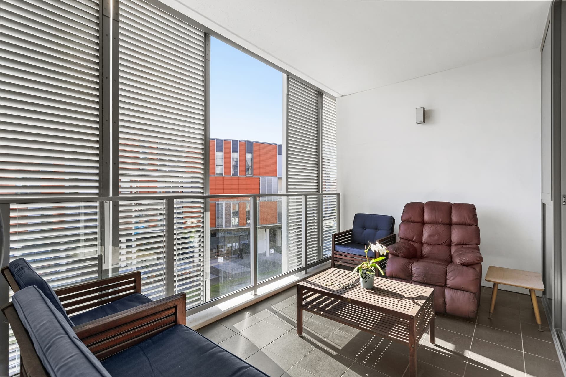 209/1-5 Pine Avenue, Little Bay - Thumbnail 3