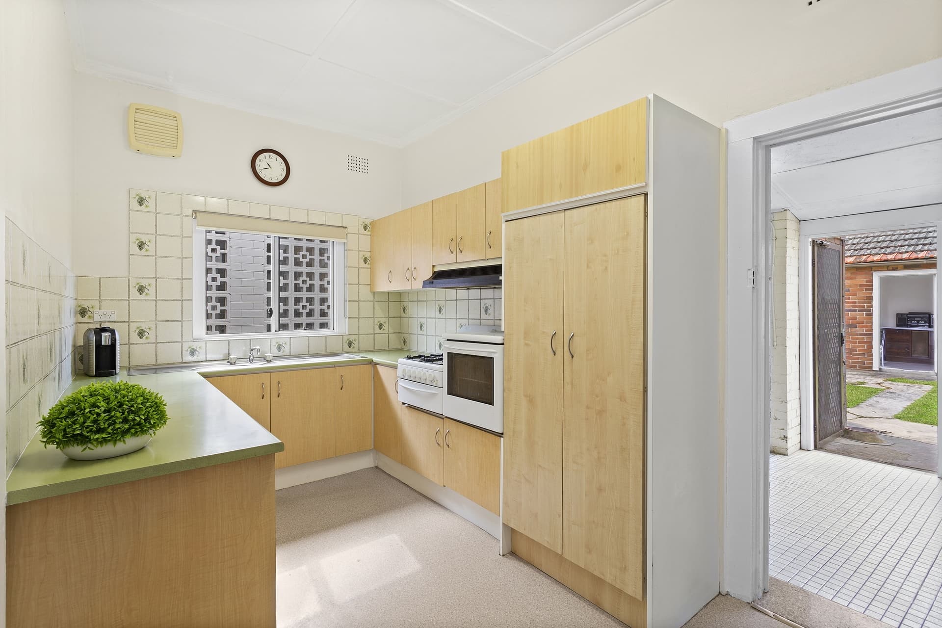 37 Dalmeny Avenue, Rosebery - Thumbnail 6