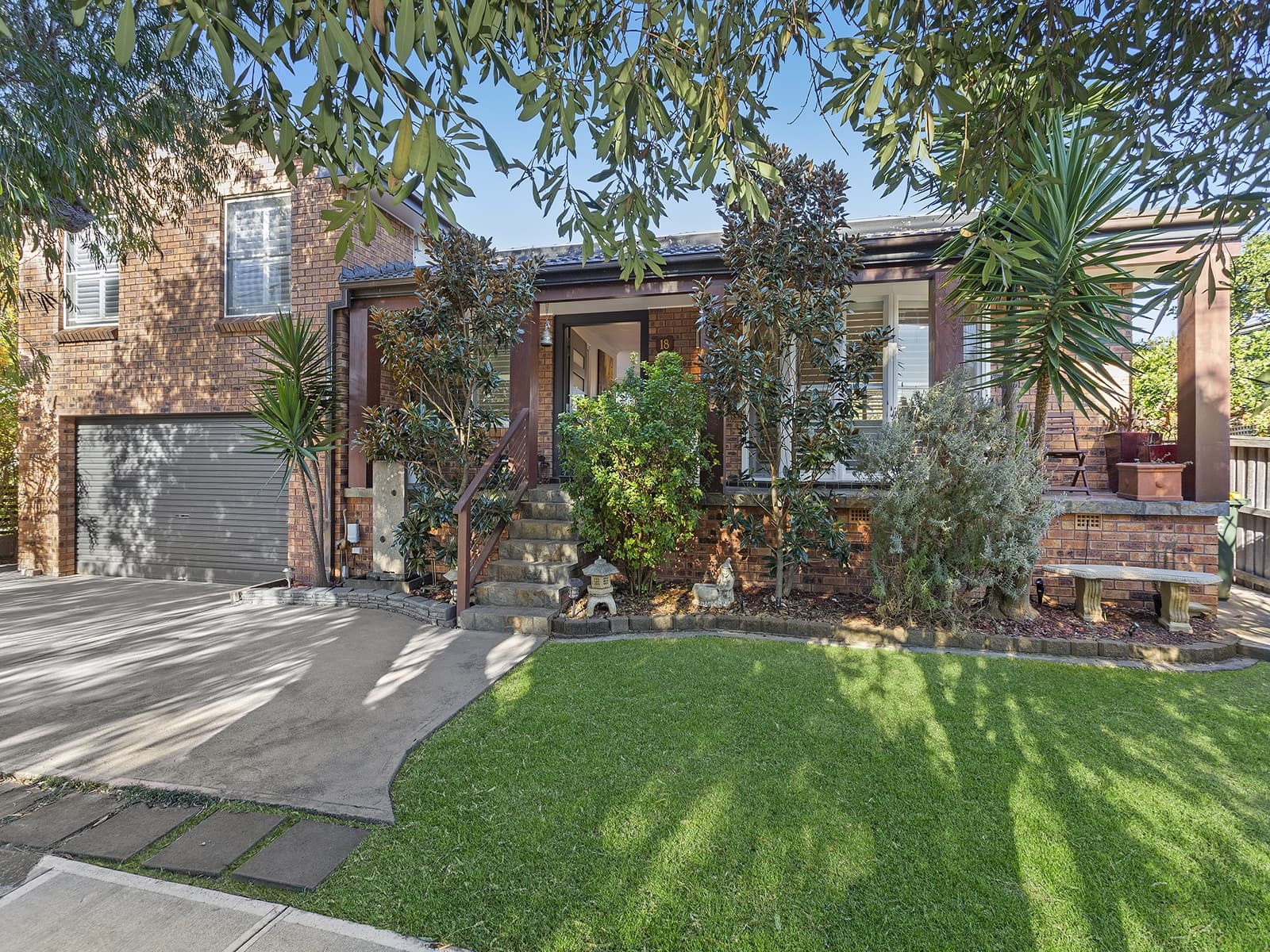 18 Gibson Place, Chifley - Image 1