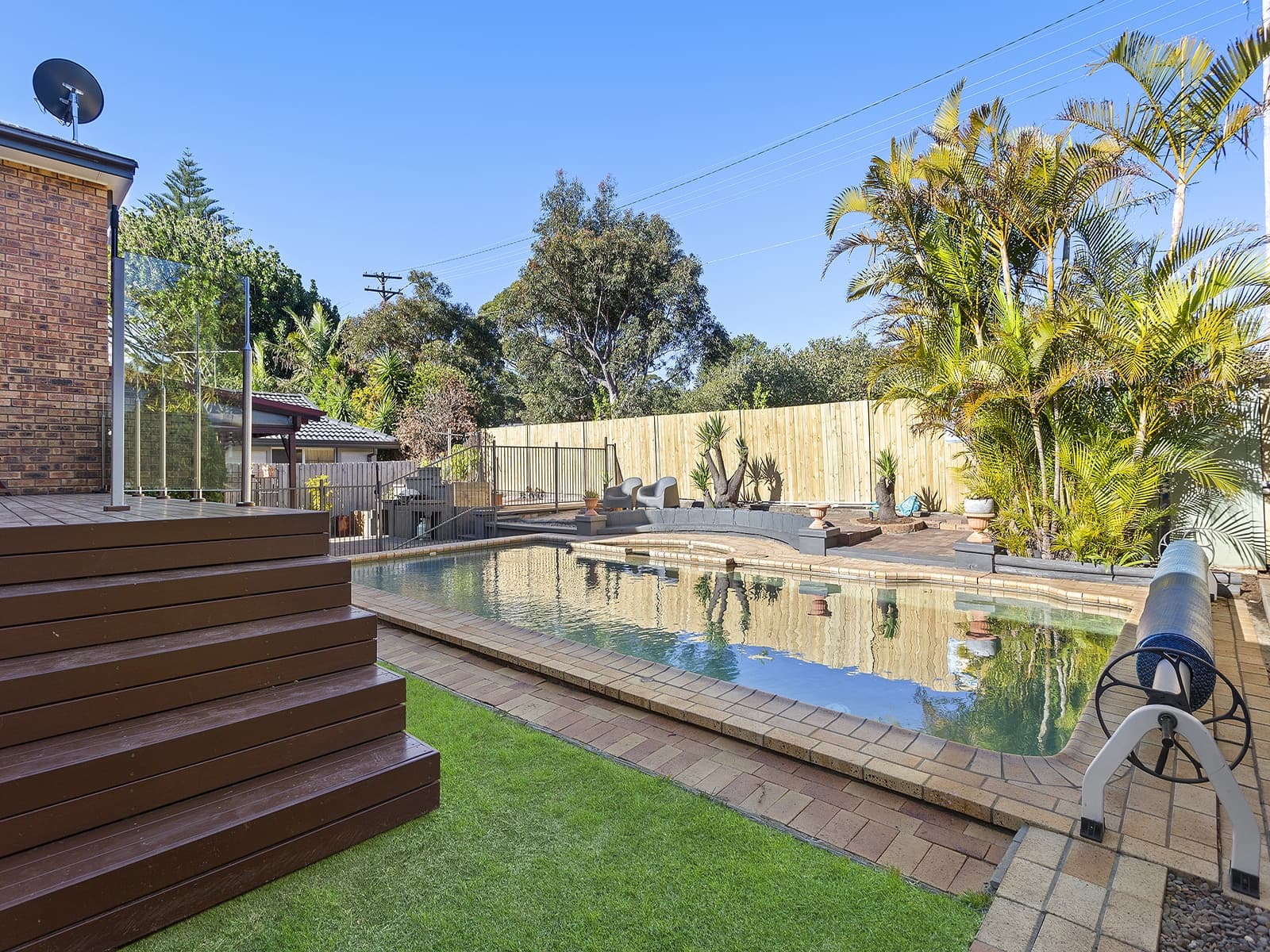18 Gibson Place, Chifley - Thumbnail 2