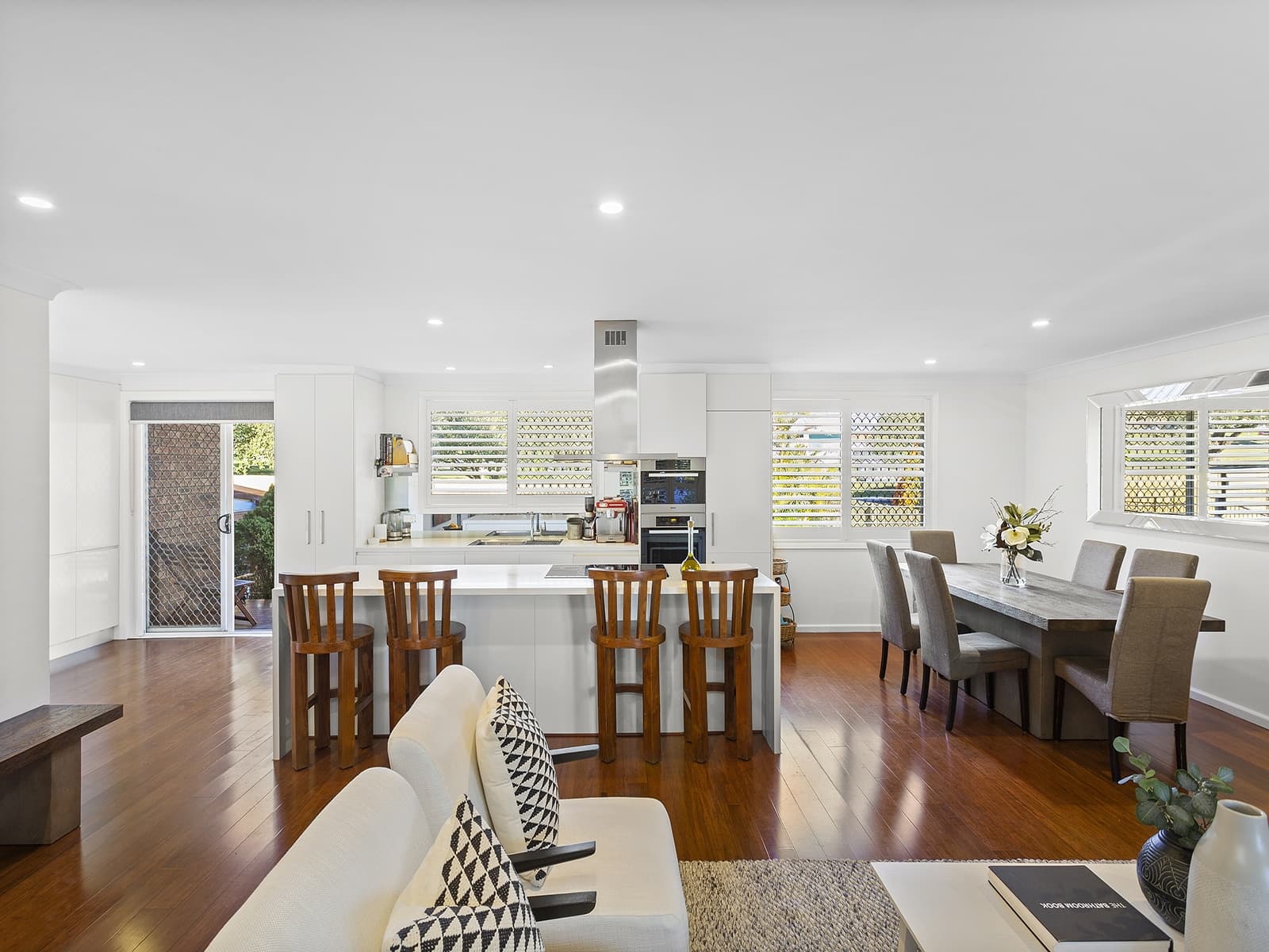 18 Gibson Place, Chifley - Thumbnail 5