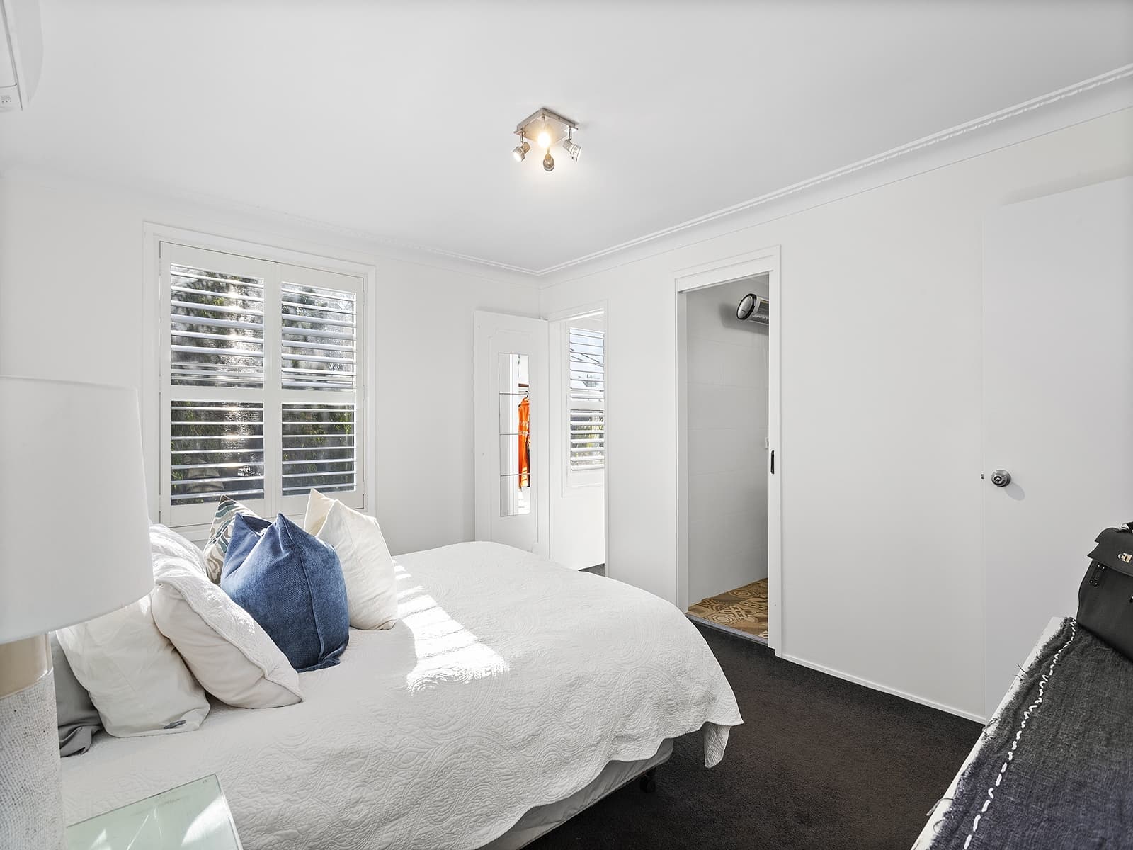 18 Gibson Place, Chifley - Thumbnail 8