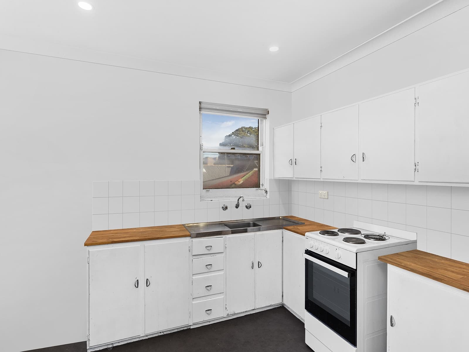 1/62 Barker Street, Kingsford - Thumbnail 2