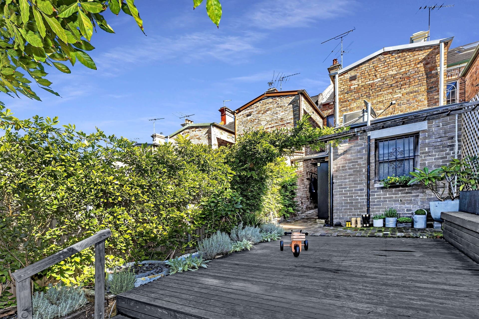 792 Elizabeth Street, Waterloo - Image 1