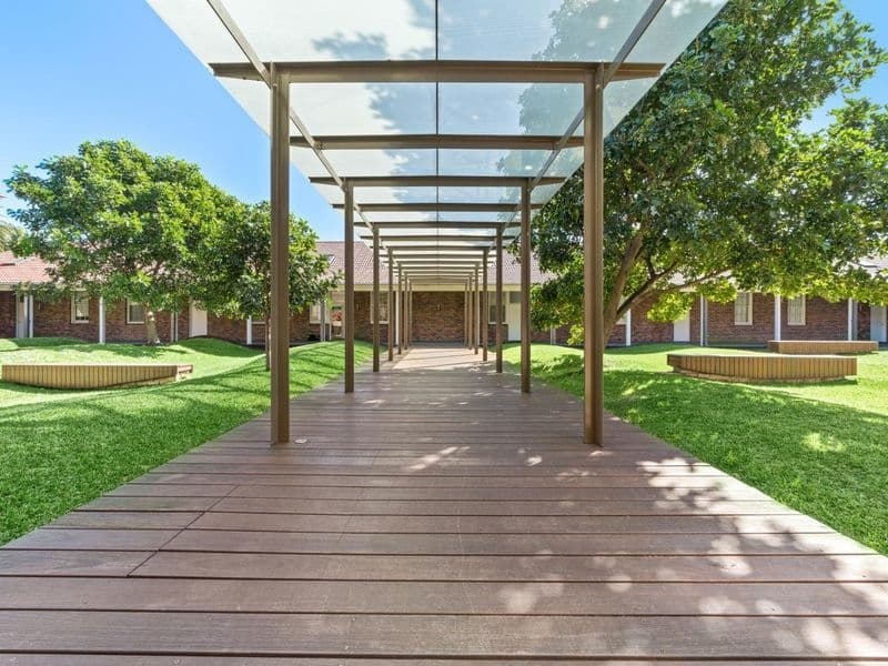 105/1 Pavilion Drive, Little Bay - Thumbnail 3