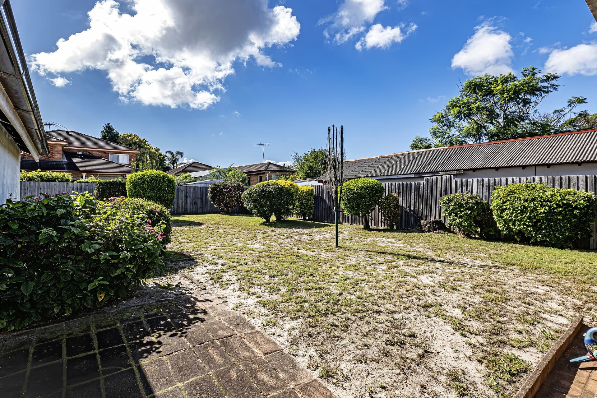 33  Caley Street, Chifley - Thumbnail 5