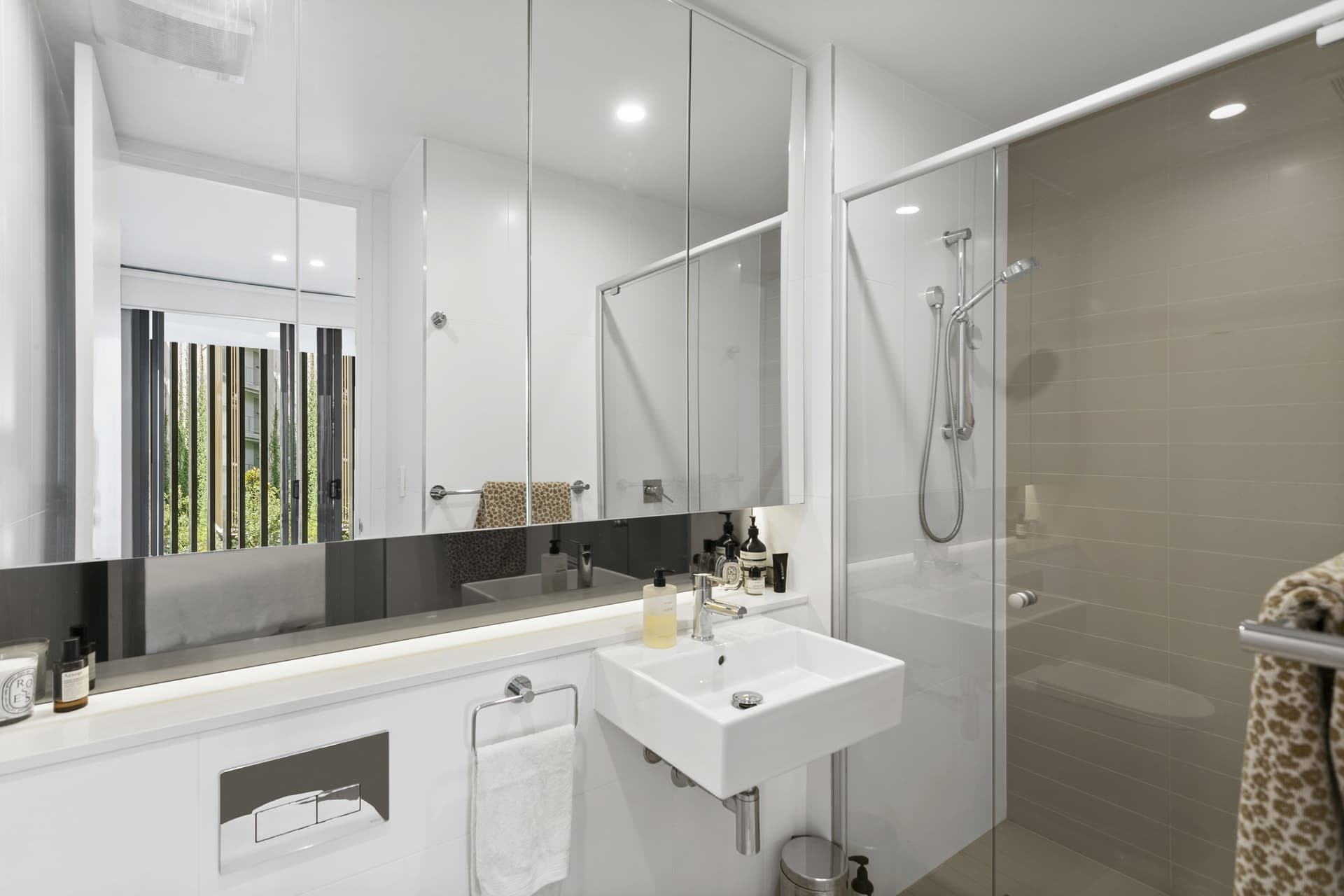 2410/2-2A Rothschild Avenue, Rosebery - Thumbnail 7