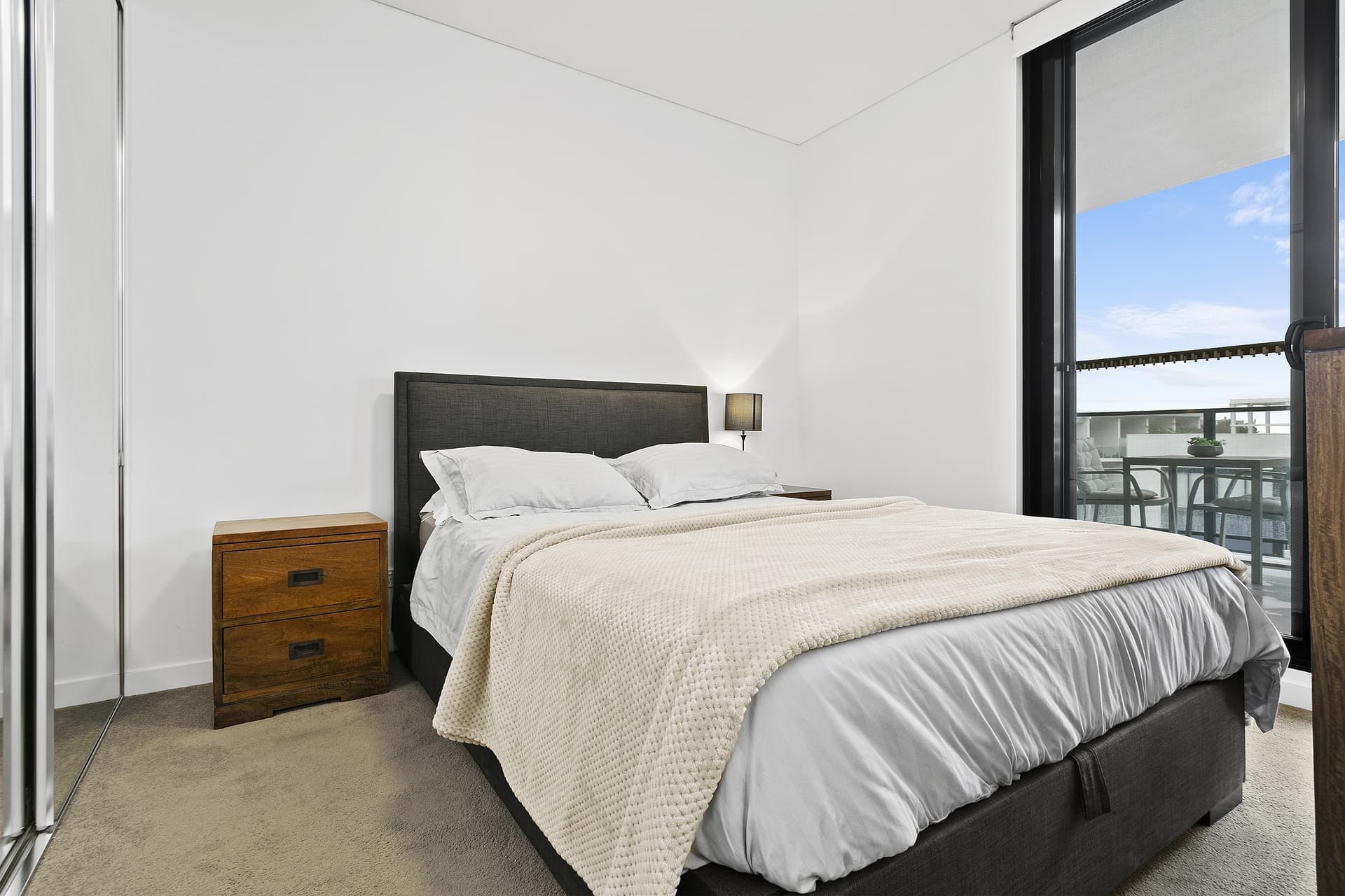 2504/55 Wilson Street, Botany - Thumbnail 4