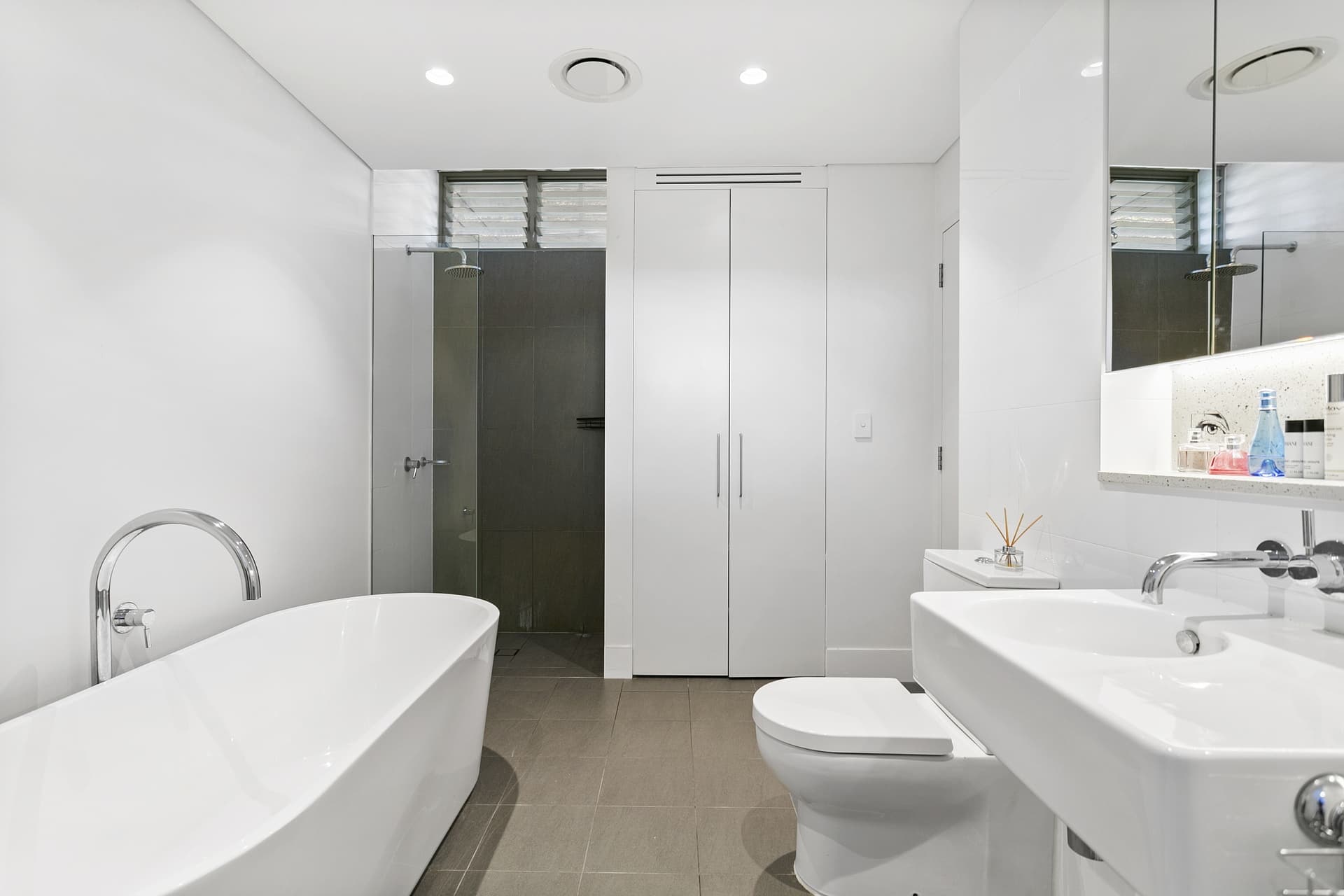 107/1-5 Solarch Avenue, Little Bay - Thumbnail 5