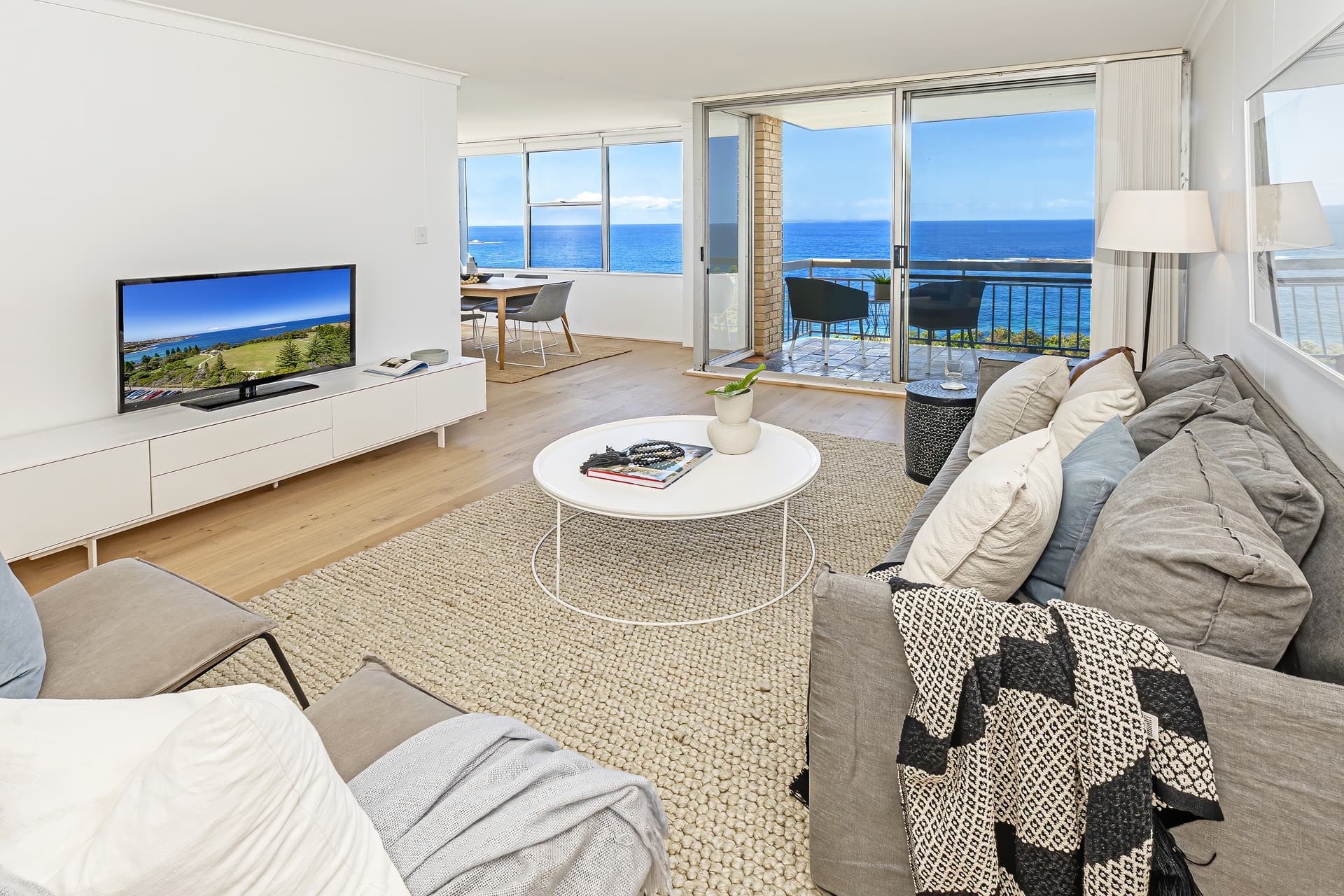 30/178 Beach Street, Coogee - Image 1