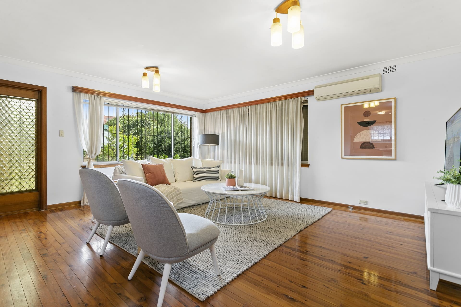 10 Grafton Street, Eastlakes - Image 1