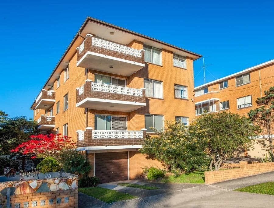 2/131-133 Duncan Street, Maroubra - Image 1