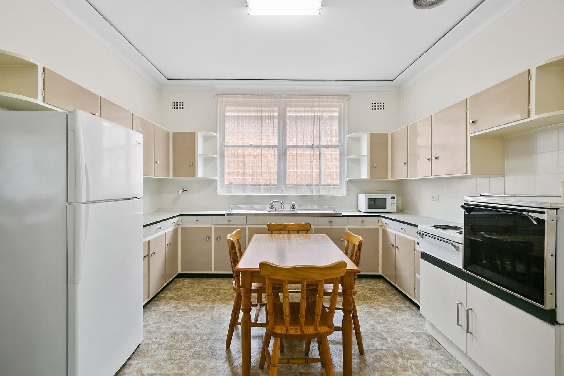 9 Martin Avenue, Pagewood - Thumbnail 5