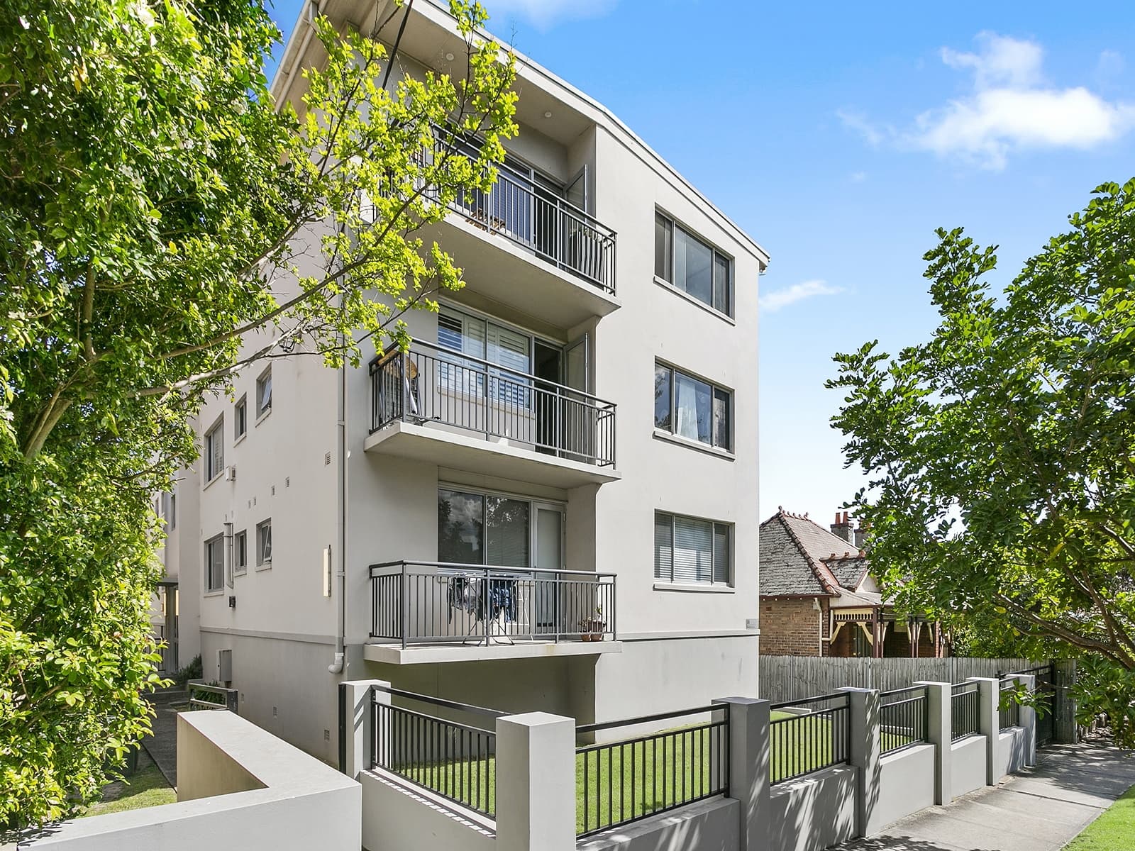 1/38 Waratah Avenue, Randwick - Image 1