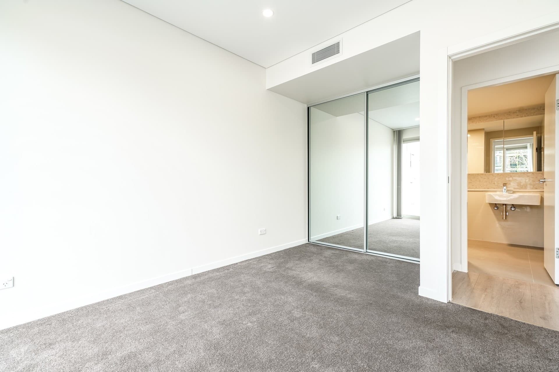 202/6 Bay Street, Botany - Thumbnail 7