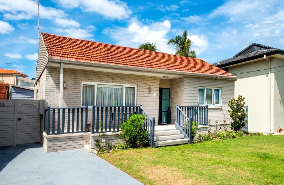 17 Lucas Avenue, Malabar - Image 1