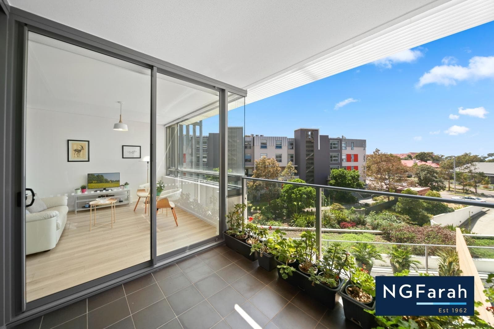 203/2-8 Pine Avenue, Little Bay - Image 1