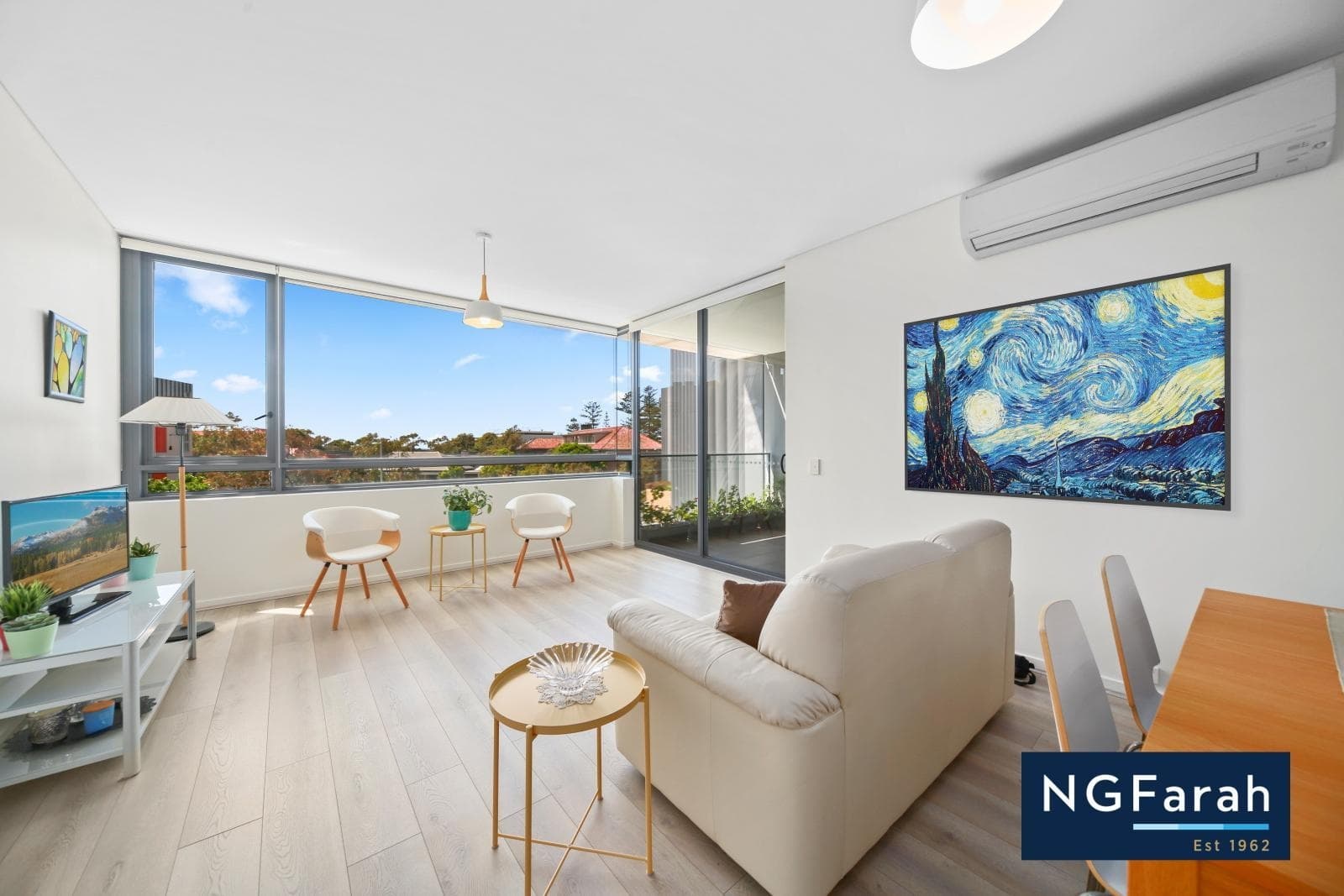 203/2-8 Pine Avenue, Little Bay - Thumbnail 5