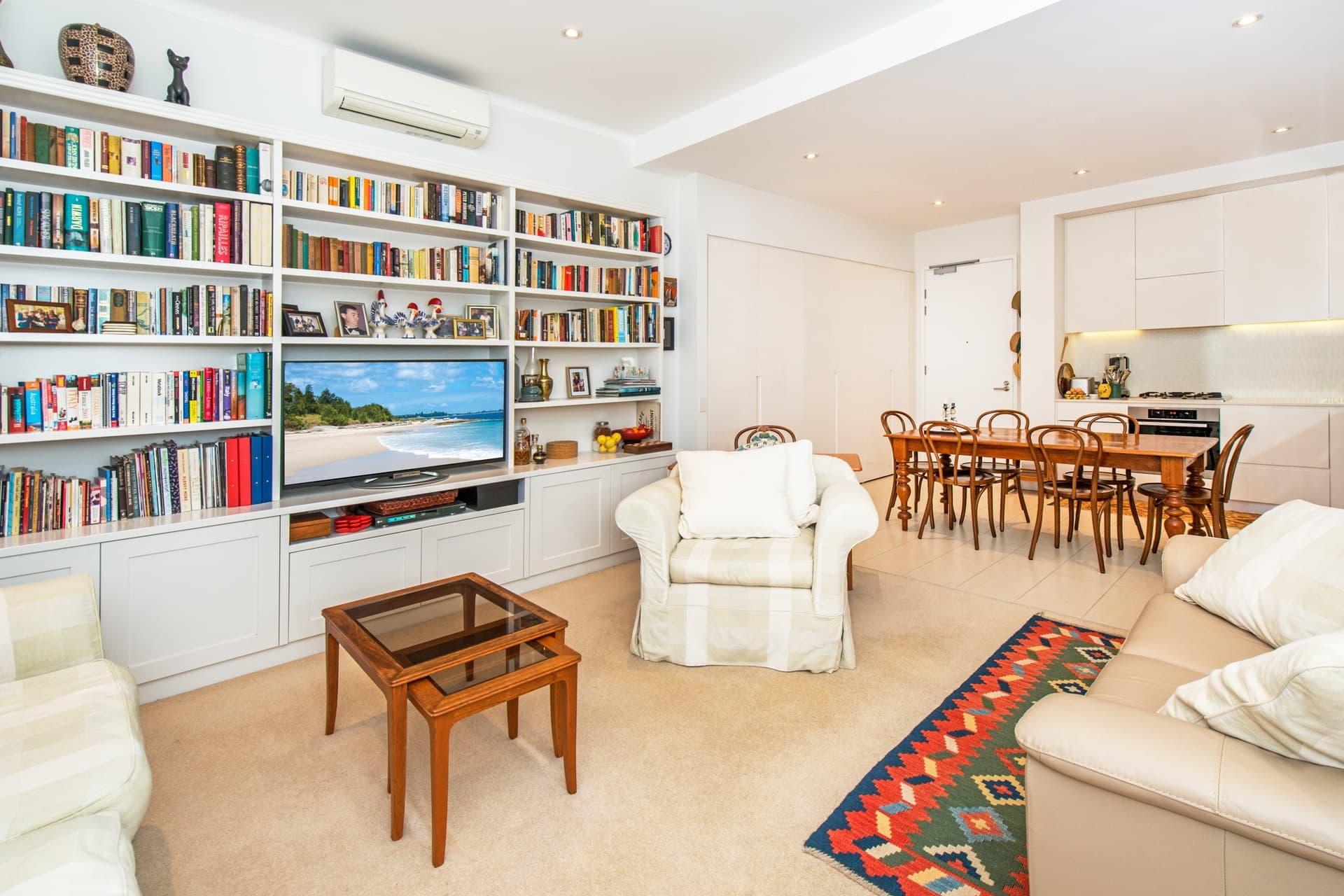 4/2 Gull Street, Little Bay - Image 1