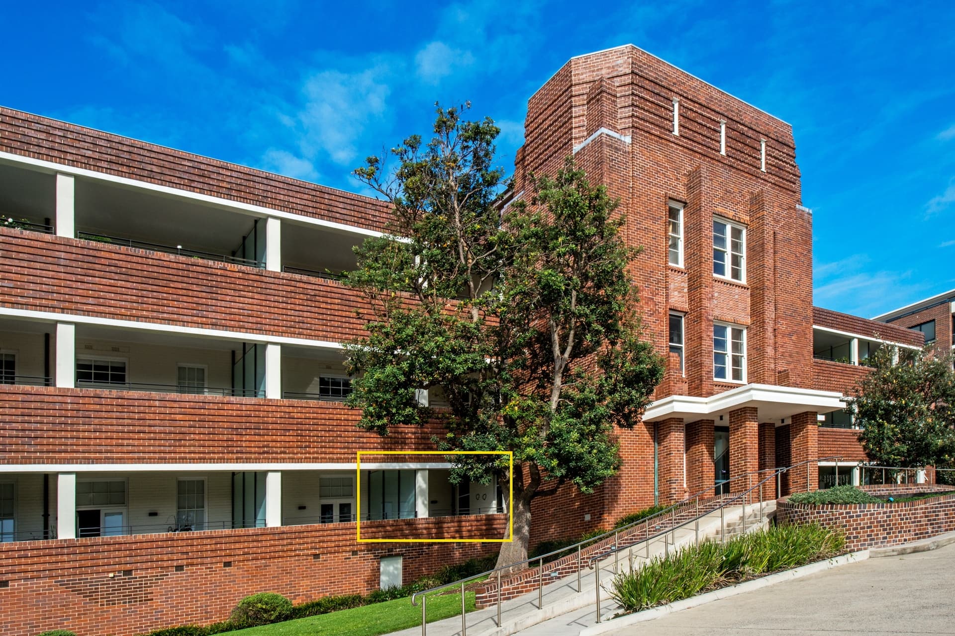 4/2 Gull Street, Little Bay - Thumbnail 2