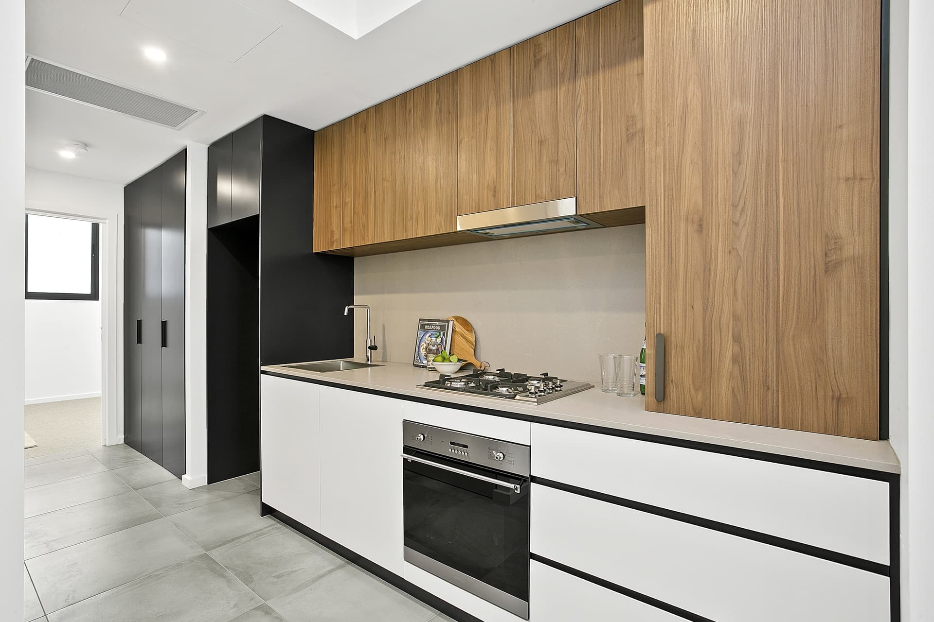 204/3 Ralph Street, Alexandria - Thumbnail 2