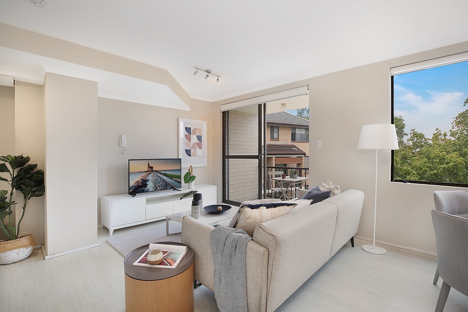 49/4 Goodlet Street, Surry Hills - Thumbnail 4