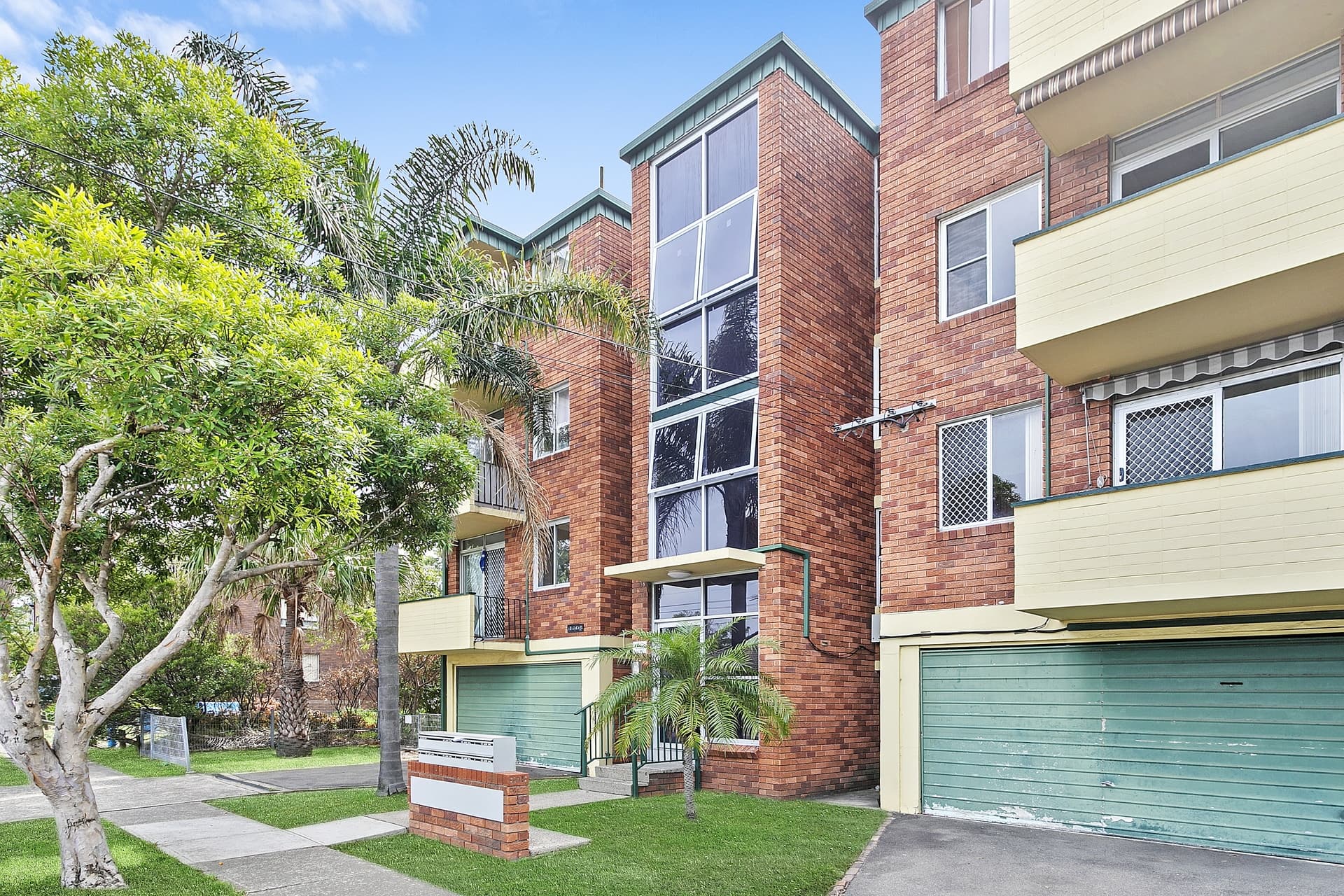 2/1 Nilson Avenue, Hillsdale - Image 1