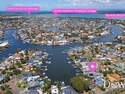 15 Bowsprit Crescent, Banksia Beach - Thumbnail 3