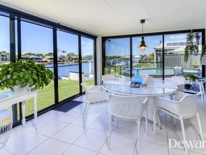 15 Bowsprit Crescent, Banksia Beach - Thumbnail 4