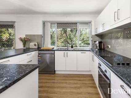 40 Riverside Circuit, Bellmere - Thumbnail 5