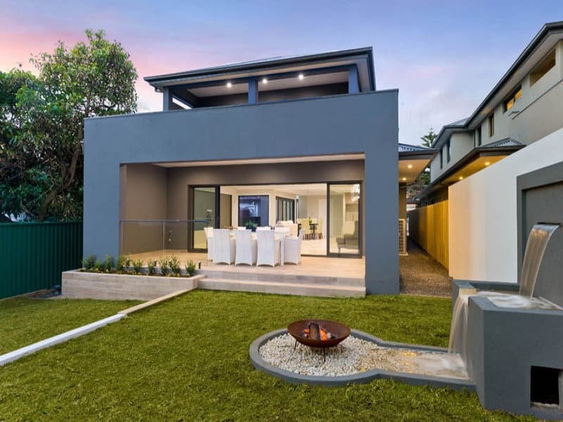 98 Wentworth Avenue, Pagewood - Image 1