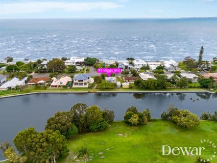 94 Biggs Avenue, Beachmere - Thumbnail 2