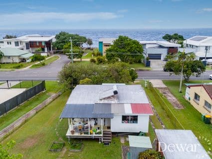 94 Biggs Avenue, Beachmere - Thumbnail 8