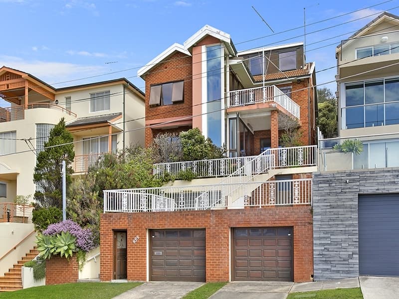 8 Mermaid Avenue, Maroubra - Thumbnail 2