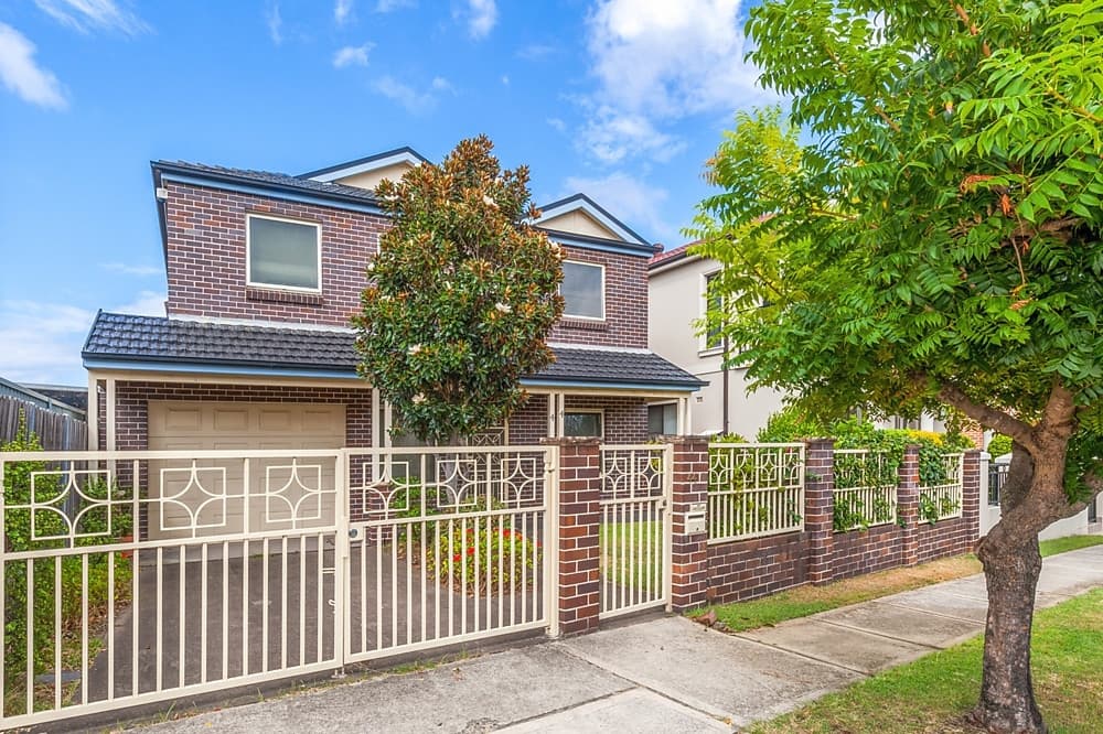 44 George Street, Eastlakes - Image 1