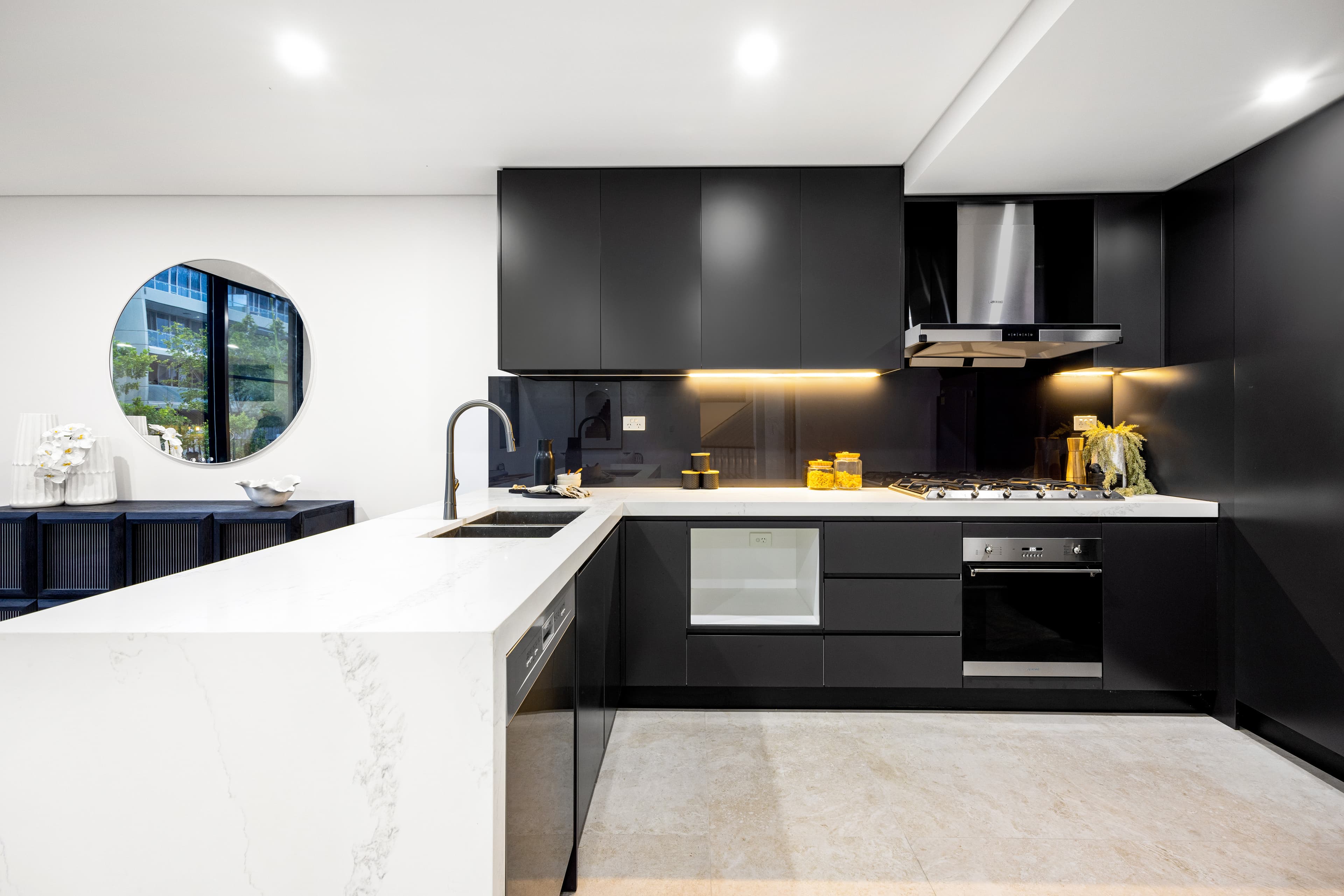 6/5-7 MacPherson Street, Warriewood NSW 2102, Warriewood - Thumbnail 2