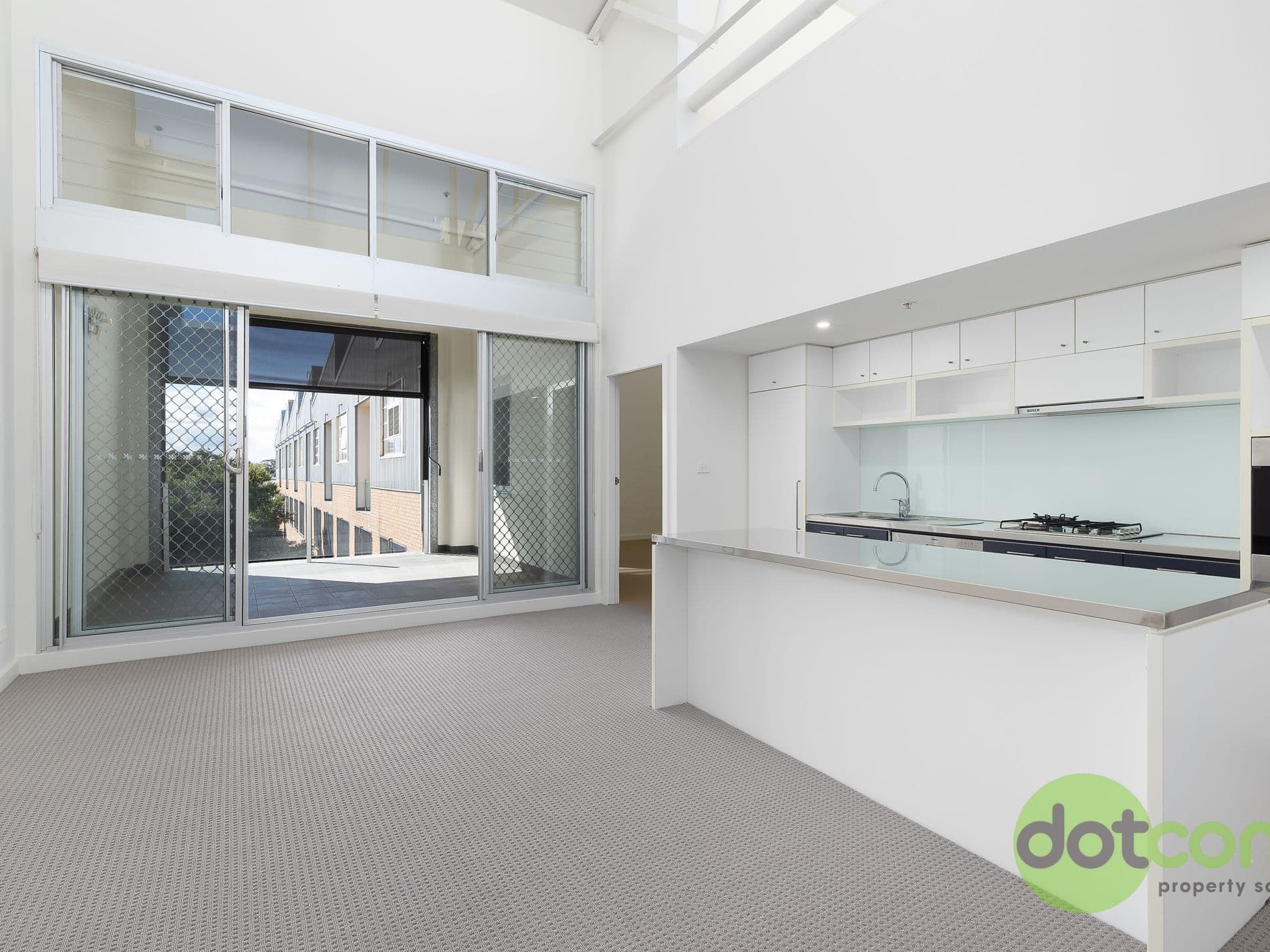 328 / 14 Milford Street, Islington - Thumbnail 4