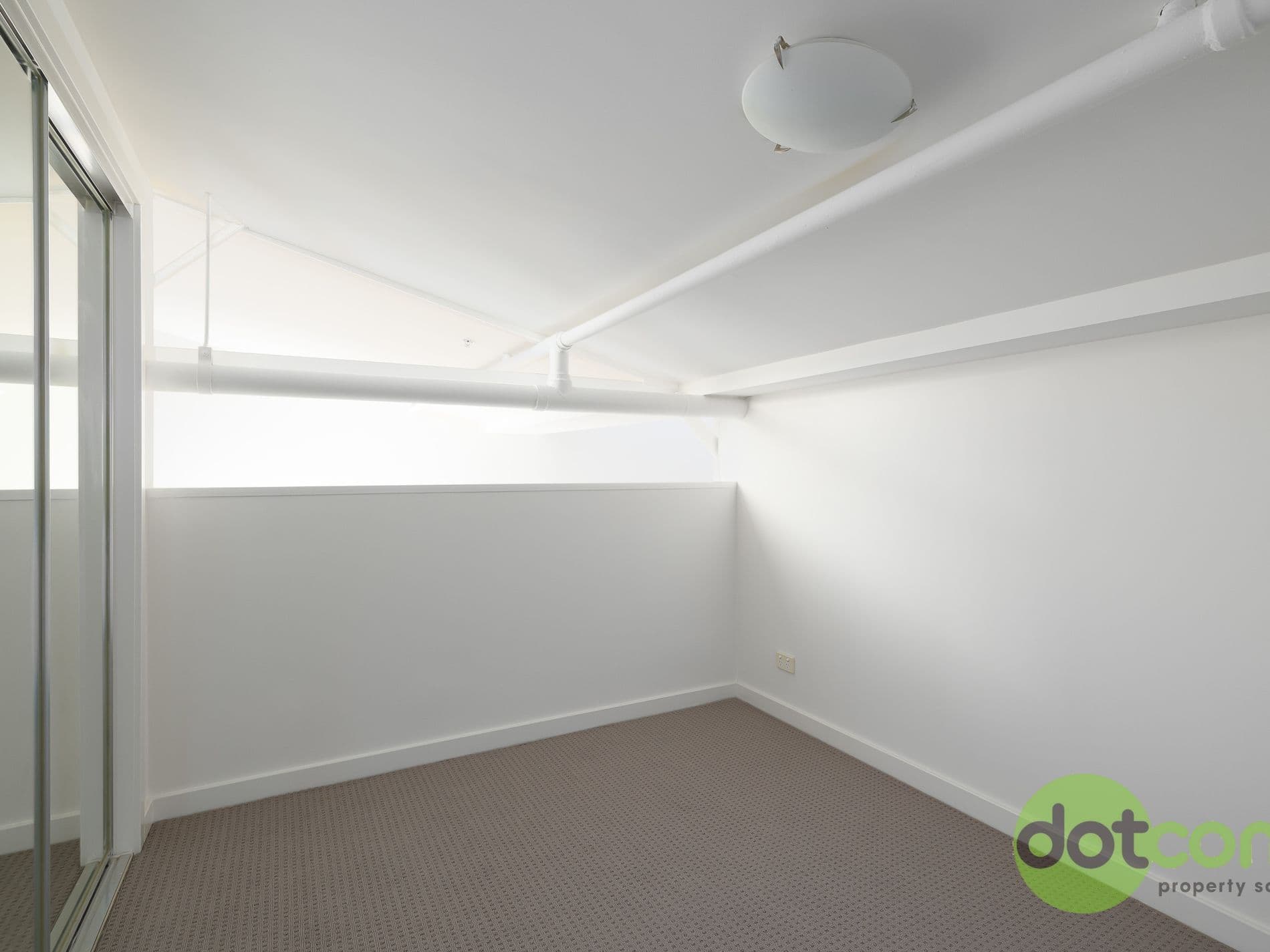 328 / 14 Milford Street, Islington - Thumbnail 6