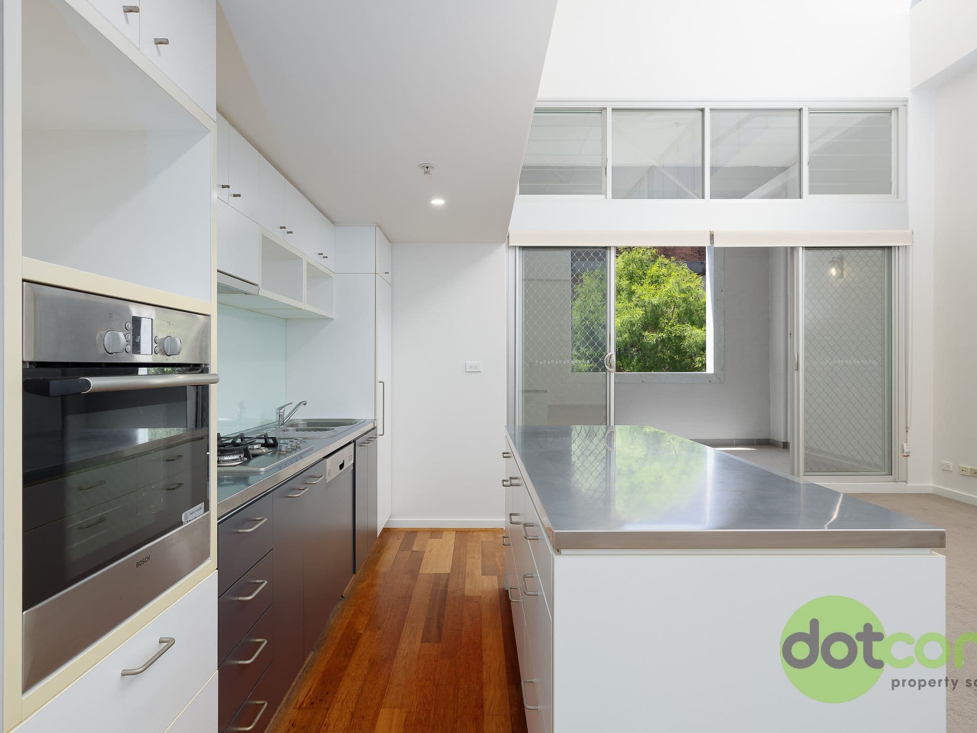 306 / 14 Milford Street, Islington - Thumbnail 2