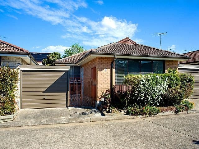 2/26 Irvine Street, Kingsford - Image 1