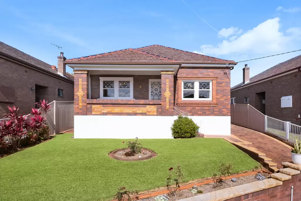 6 Gala Avenue, Croydon, Croydon - Image 1