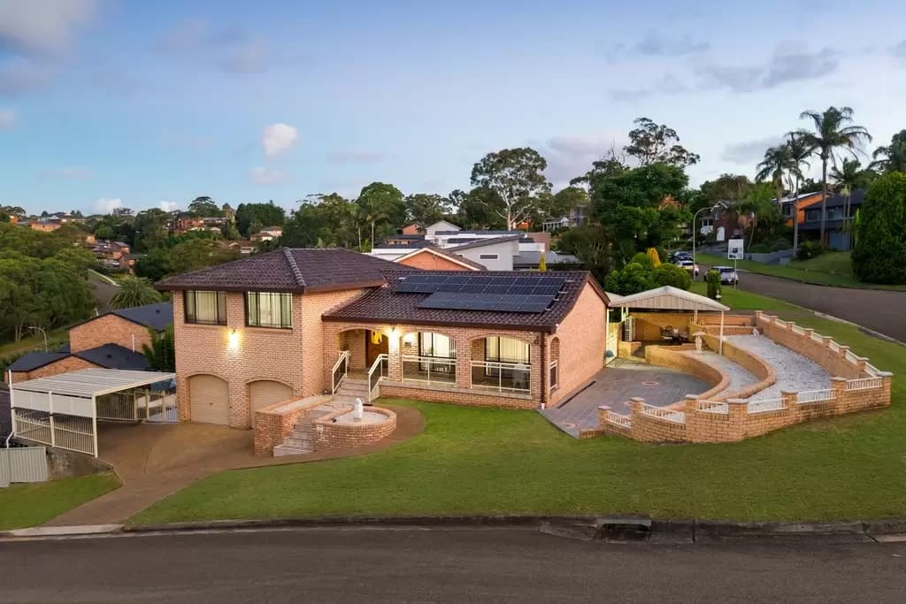 1 Page Avenue, Illawong, Illawong - Image 1