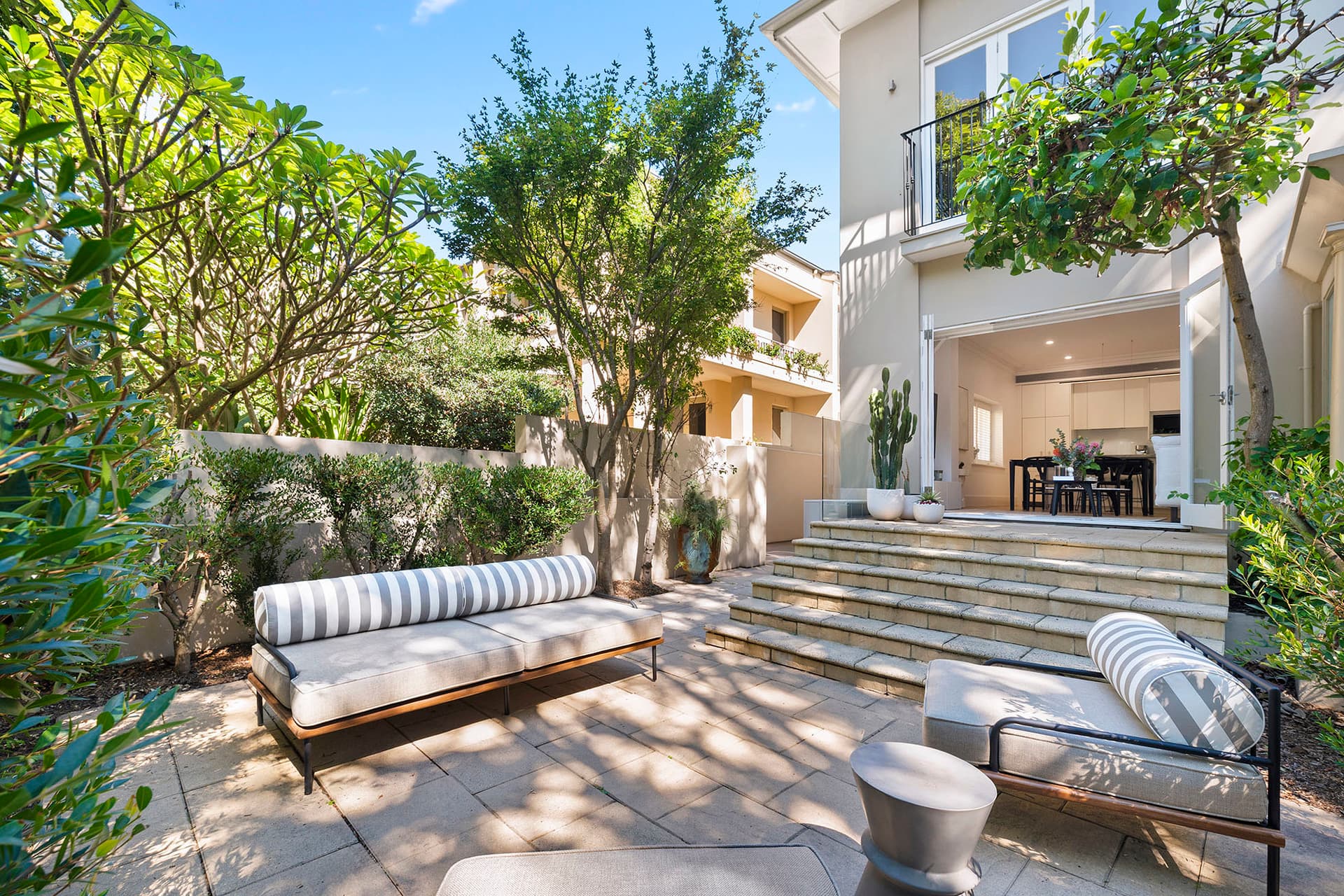 2/35 Salisbury Road, Rose Bay - Thumbnail 3