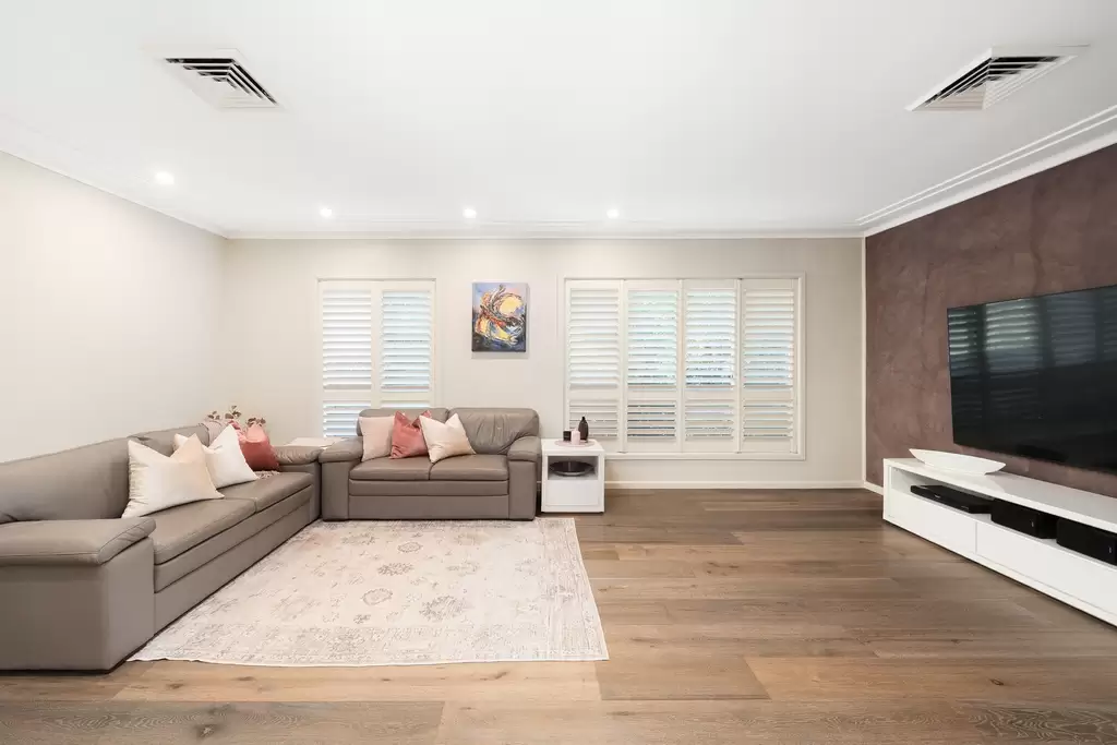 15 Landscape Street, Baulkham Hills, Baulkham Hills - Thumbnail 3