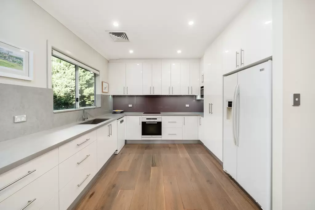 15 Landscape Street, Baulkham Hills, Baulkham Hills - Thumbnail 4