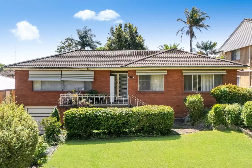 9 Oxley Avenue, Castle Hill, Castle Hill - Image 1