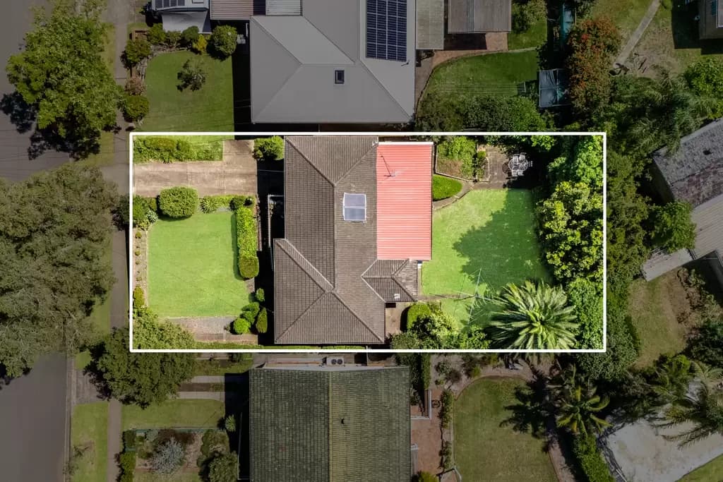 9 Oxley Avenue, Castle Hill, Castle Hill - Thumbnail 2
